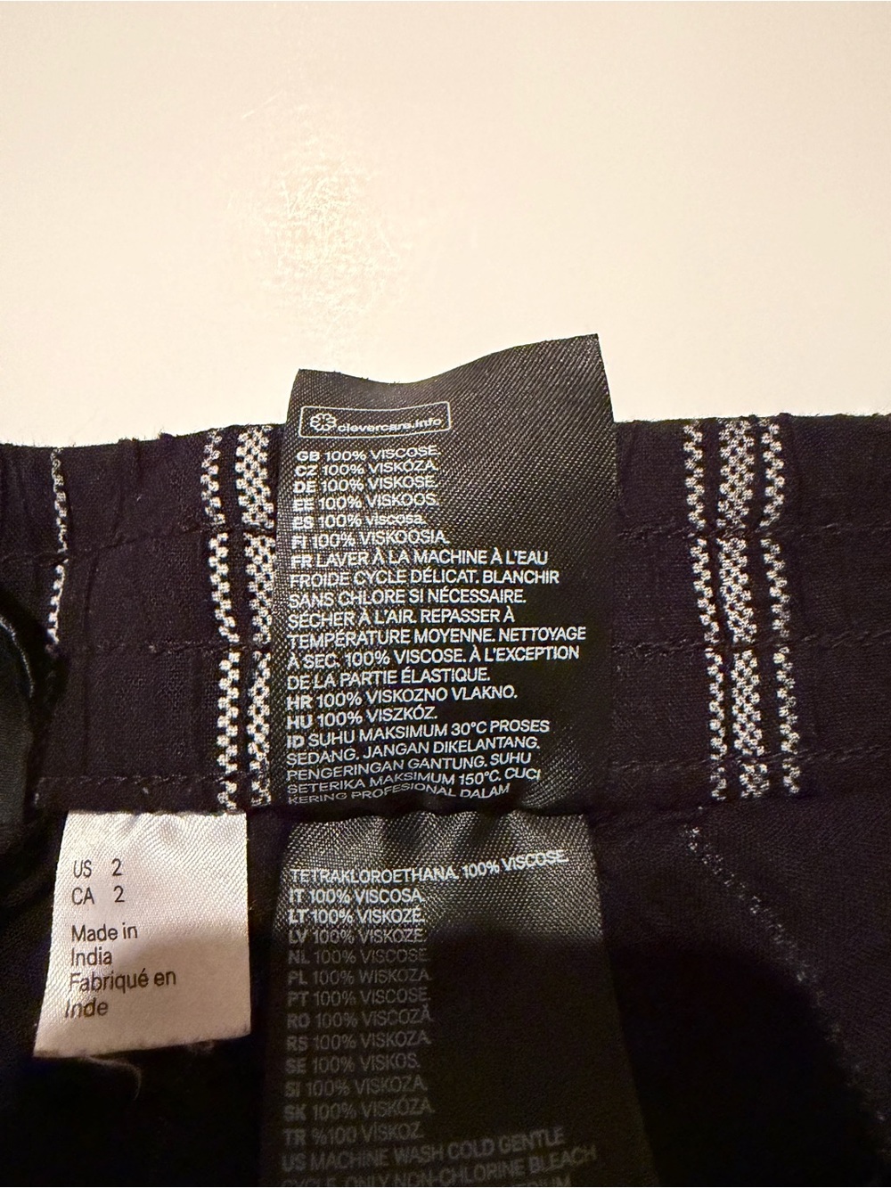 Divided H&M Pants - Picture 3 of 3